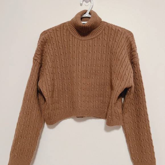 Clothes - Picture 10 of 10